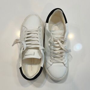 Kurt Geiger White and Black Sneakers Platform